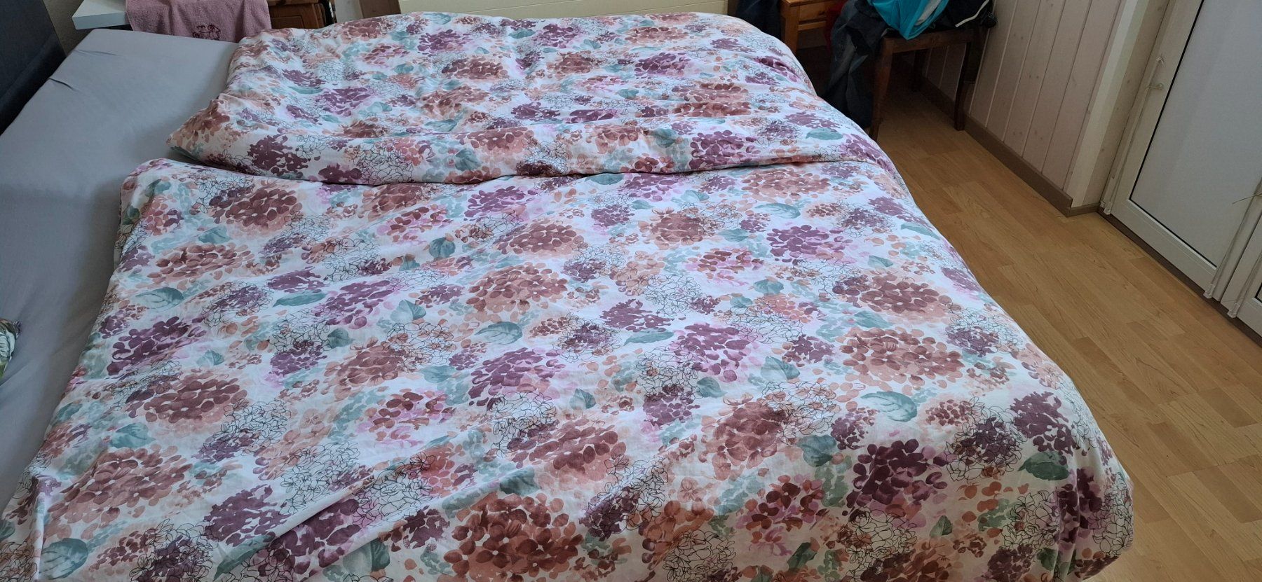 Coperte: 2 x 4-Saison-Doppelduvet mit Anzug – Usato da Muttenz venduto da Iwan1