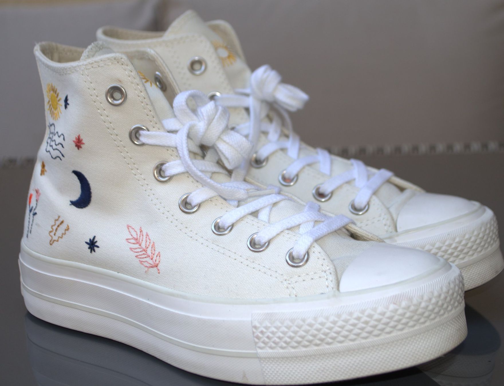 Converse Chaussures femmes: Converse Chuck Taylor All Star Sneakers 38 – D'occasion à Collonges par arashee 1