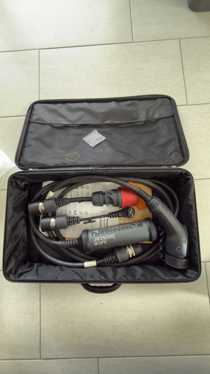 Juice Batterie-Ladegeräte: Juice booster 2  – Gebraucht aus Biel/Bienne von f_t_672n