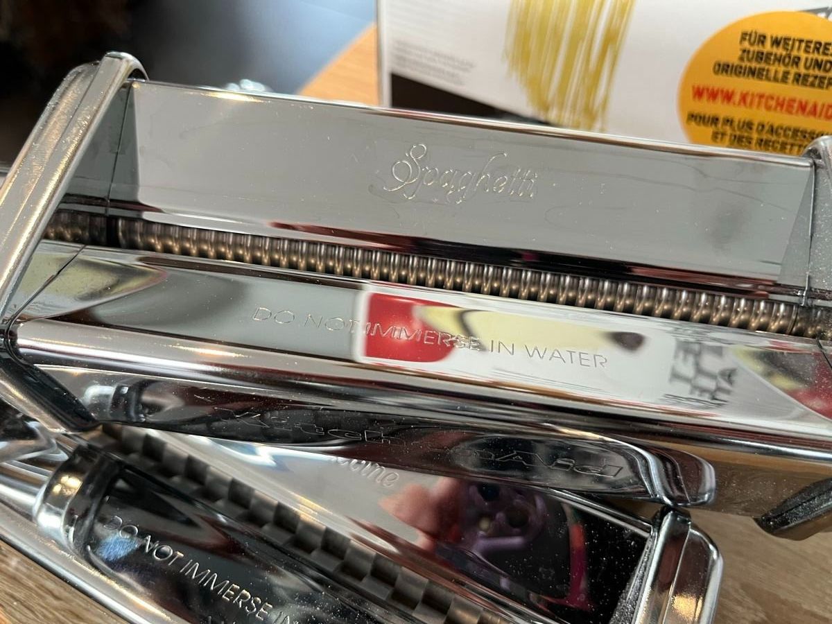 Kitchenaid Elettrodomestici da cucina: KitchenAid Pastaaufsatz, Nudelblattroller, Schneider – Usato da Zürich venduto da _Uepa 3