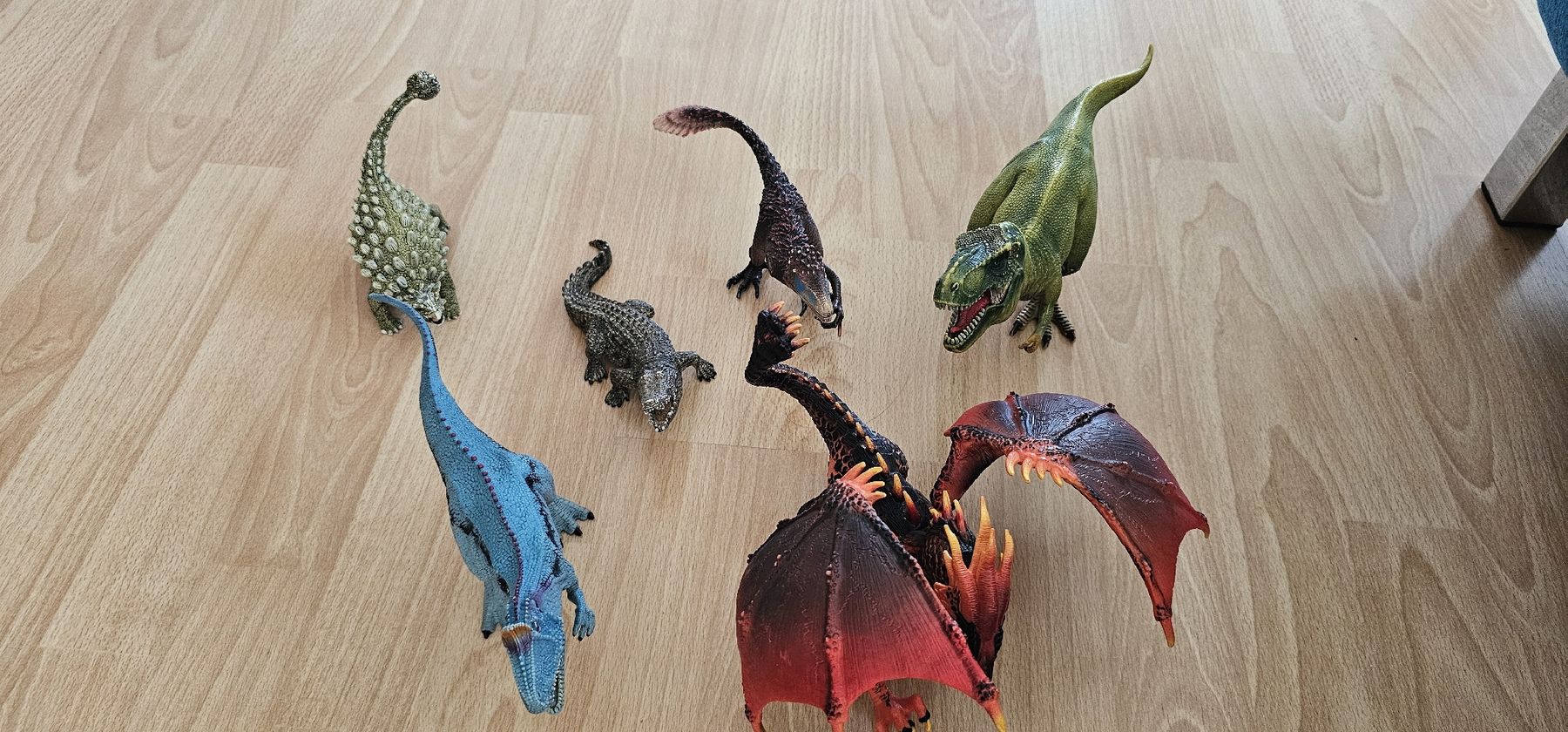 Schleich Giocattoli: Schleich Dinosaurier & Drache Sammlung + Tier-Set gratis – Usato da Beckenried venduto da san_27bd
