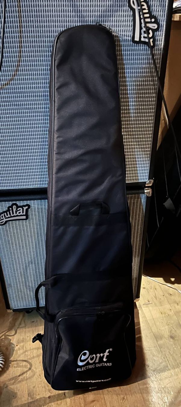 Cort Strumenti musicali: Cort A4 Custom SP E-Bass – Usato da Einsiedeln venduto da manuelkaelin 6