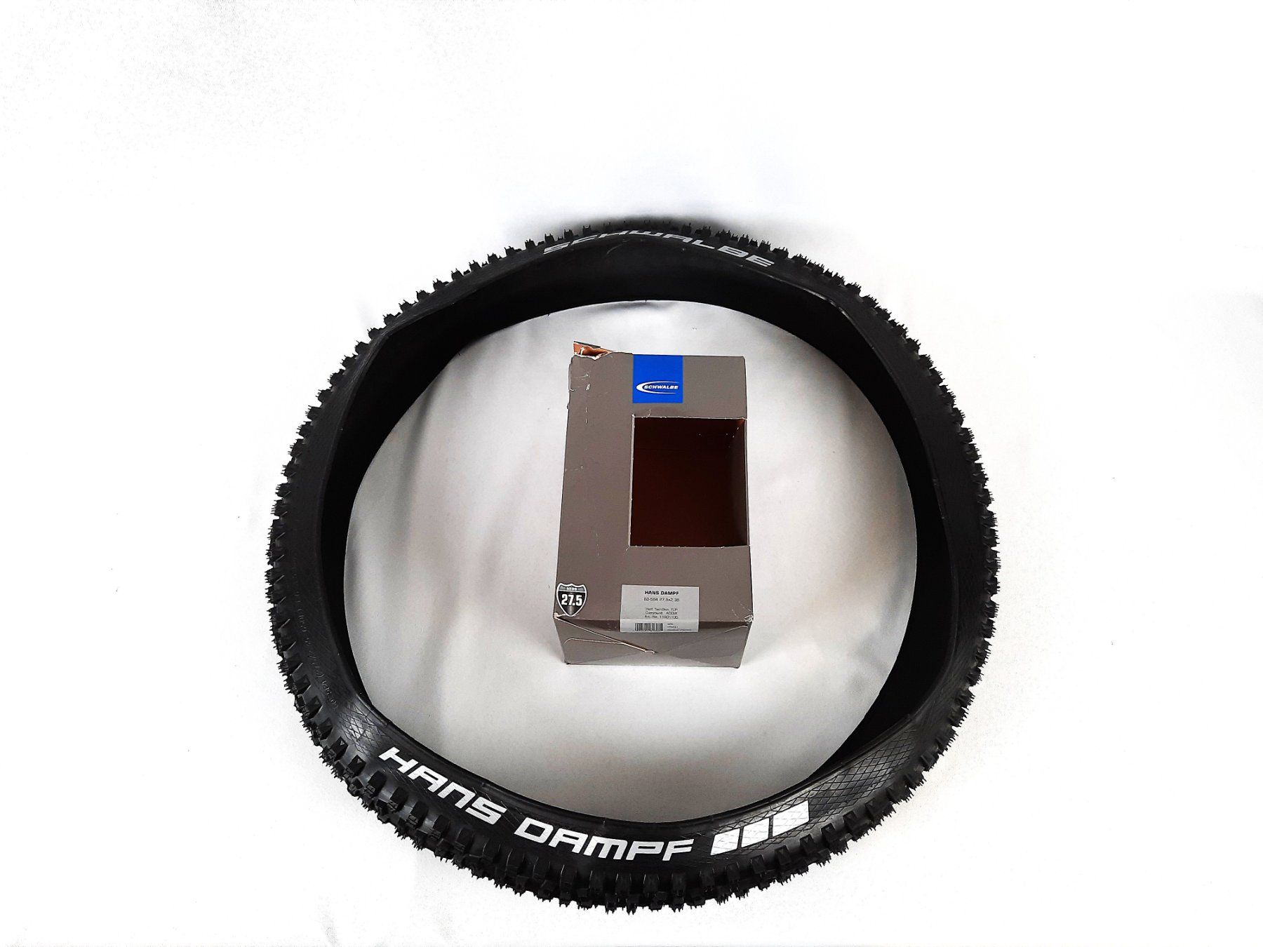 Schwalbe Pneumatici & Ruote complete: SCHWALBE-HANS-DAMPF-27.5 – Nuovo (secondo la descrizione) da Beinwil am See venduto da Restwert_Beinwil