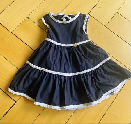Niedliches Kleid dunkelblau guter Zustand