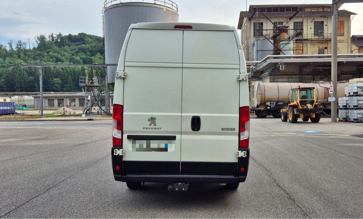 Peugeot Véhicules utilitaires: Peugeot Boxer L4 H4 – D'occasion à Bülach par _milziv 1