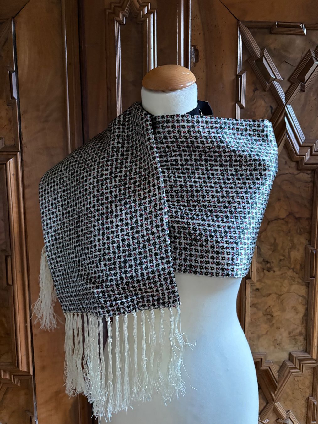 Foulard & Sciarpe: Eleganter doppelseitiger Schal  / Seide + Schurwolle/ – Usato da Interlaken venduto da Bona55 1