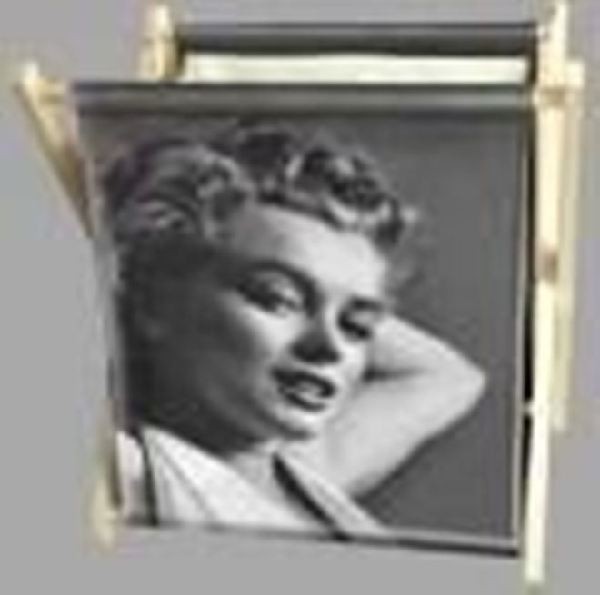 Wäscheständer: Nostalgie-Zeitungs-Wäscherack-M MONROE – Neu (gemäss Beschreibung) aus Rupperswil von big-one-sale