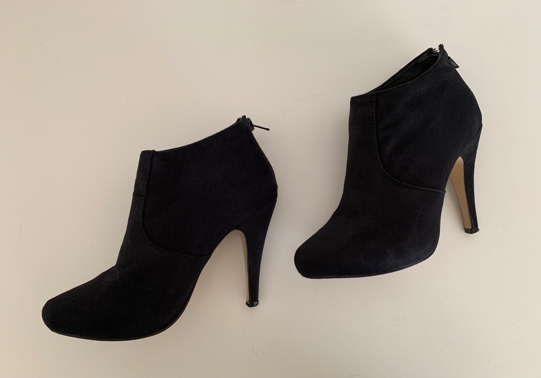 Scarpe da donna: Stifeletten La Strada – Usato da Zürich venduto da ThaliaL 2