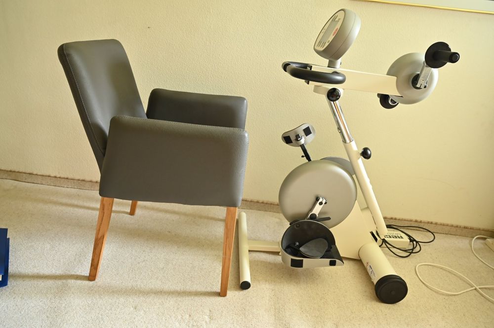 MOTOmed viva 2 (Gebraucht) in Neuheim für CHF 2560 – nur Abholung auf ...