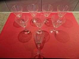 8 Rotweingläser mit Goldrand Vintage