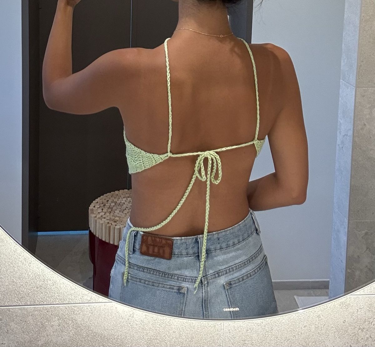 Tops: Lime green crochet top  – Gebraucht aus La Conversion von chi_td5v 1