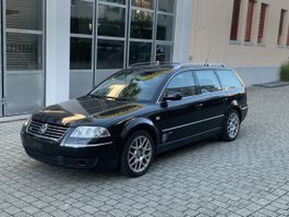 VW Passat W8 4Motion Kombi schwarz Jg 2002