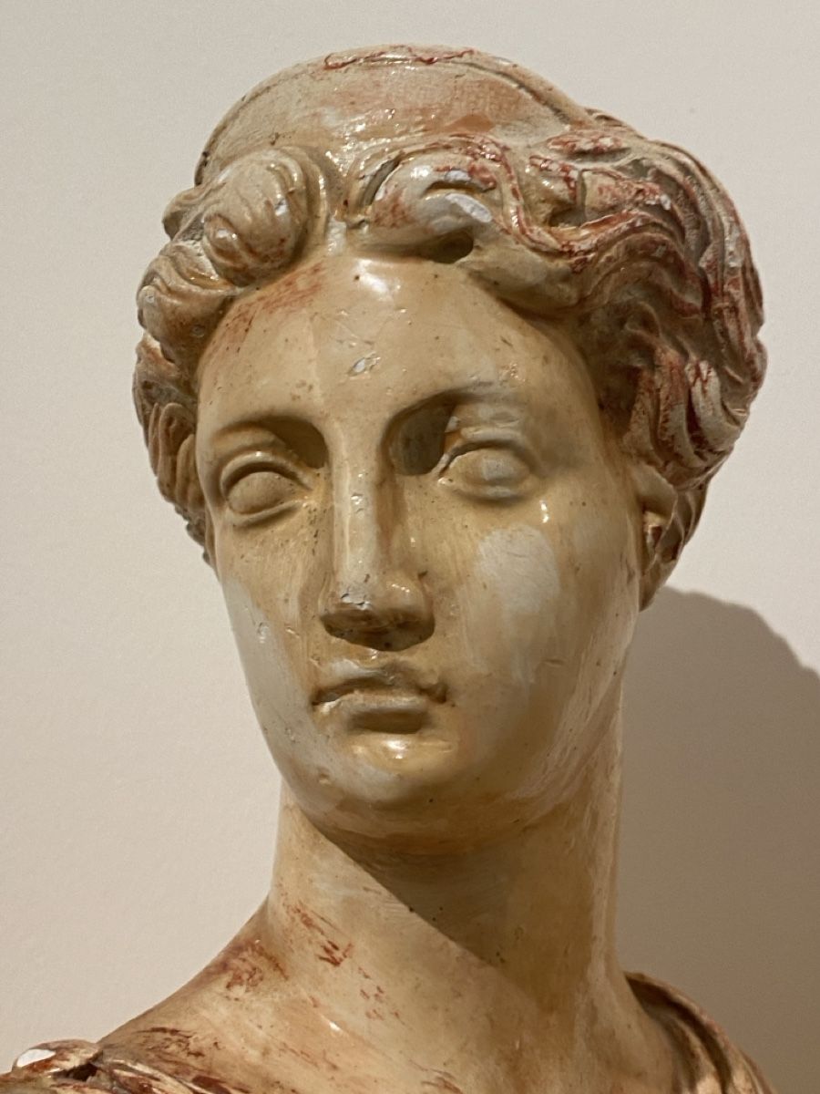 Figuren: Antico busto di donna in magnolia – Gebraucht aus Zürich von alpha69