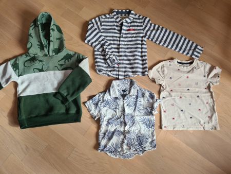 Lot de vêtements garcon 5-6 ans