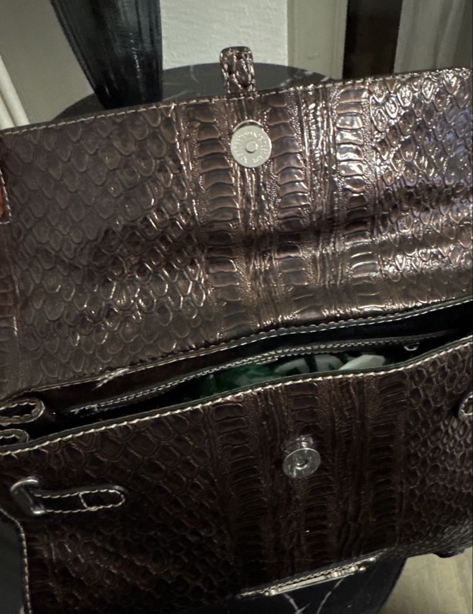 Guess Borse da donna: GUESS HANDTASCHE IN KROKOOPTIK – Usato da Untersiggenthal venduto da Dilosh.ch 2