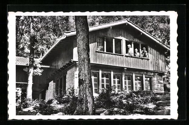 Cartoline postali: Puidoux, Crêt Bérard, La Maison de la  – Usato da Berlin venduto da bartko-reher
