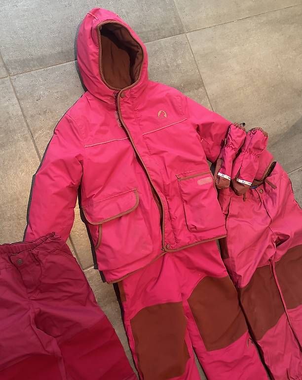 Vestes & Manteaux: Finkid Winter-Set 7-8 (120-130) – D'occasion à Zwingen par Zipfel1983