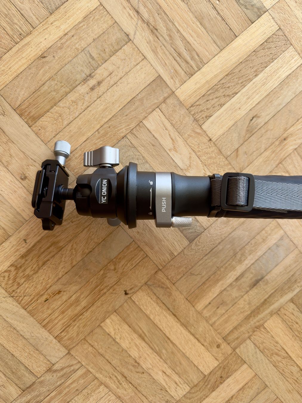 Supporti a parete: YC Onion Nano Monopod – Nuovo (secondo la descrizione) da Meilen venduto da BlackM 3