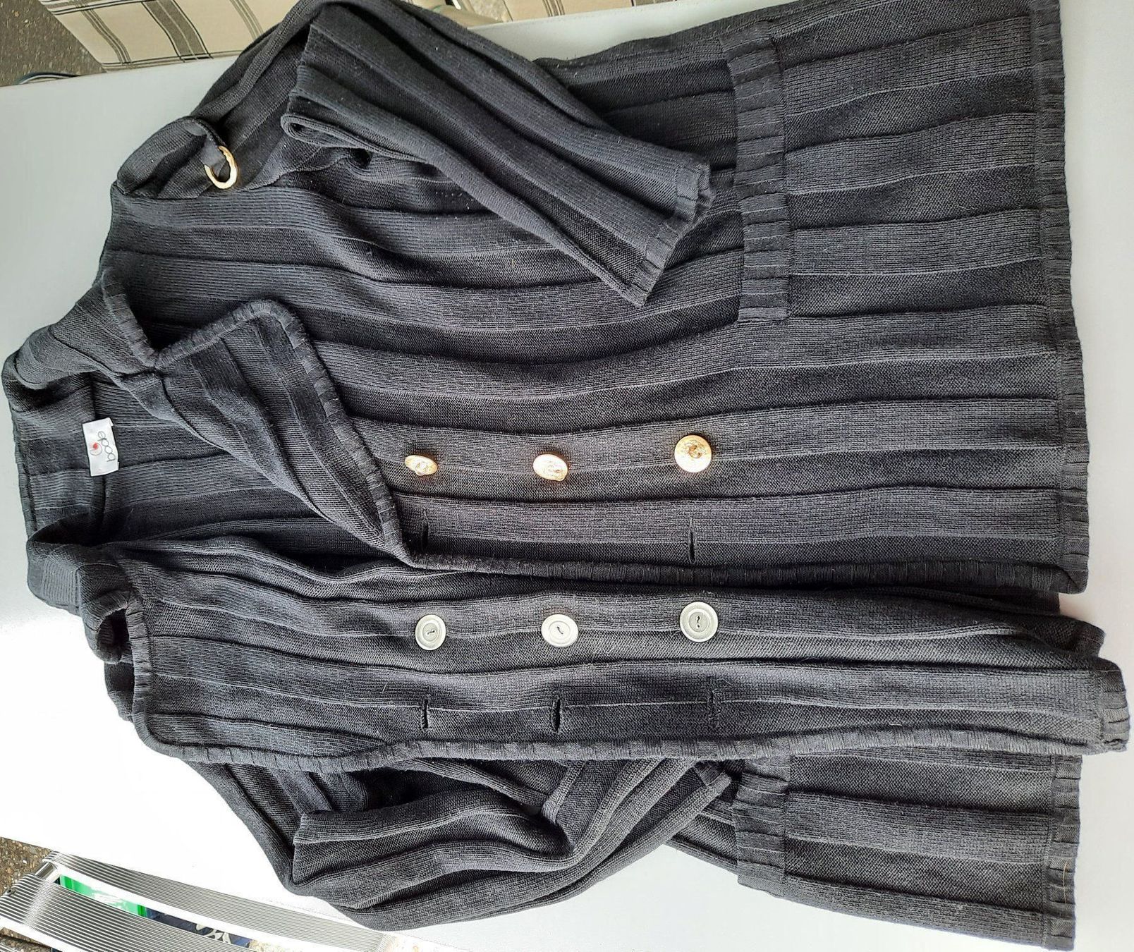 Jacken: modische Strickjacke /Mantel mit Knöpfen – Gebraucht aus Herrliberg von AlexandraBopp 4