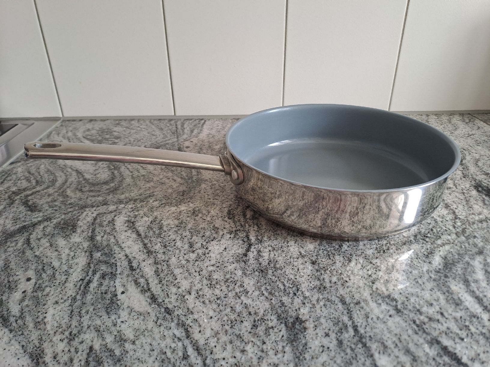 Padelle: Bratpfanne GREENPAN beschichtet – Usato da Rickenbach LU venduto da bishiida 1
