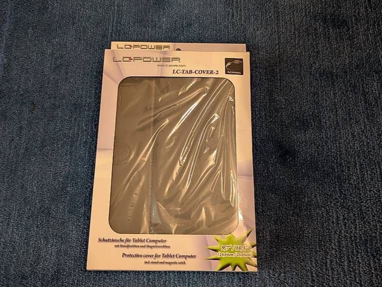 Covers & Borse: Schutztasche für Tablets mit Magnetverschluss – Nuovo e nell'imballaggio originale da Steinach venduto da THyollari 3
