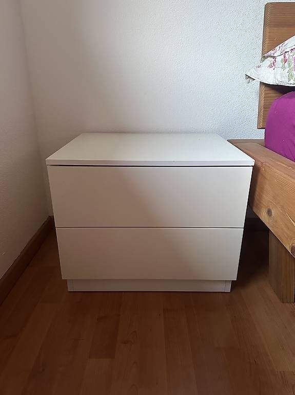 Comodini: Comodini per camera da letto – Usato da Figino venduto da cym_qvj7
