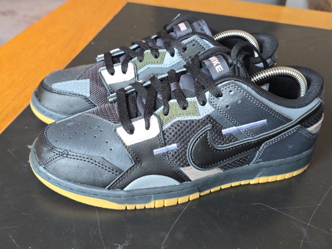 Nike Scarpe da uomo: Nike Dunk Low Scrap Black Gum EU 41 – Nuovo (secondo la descrizione) da Wallisellen venduto da theblacksheep 3