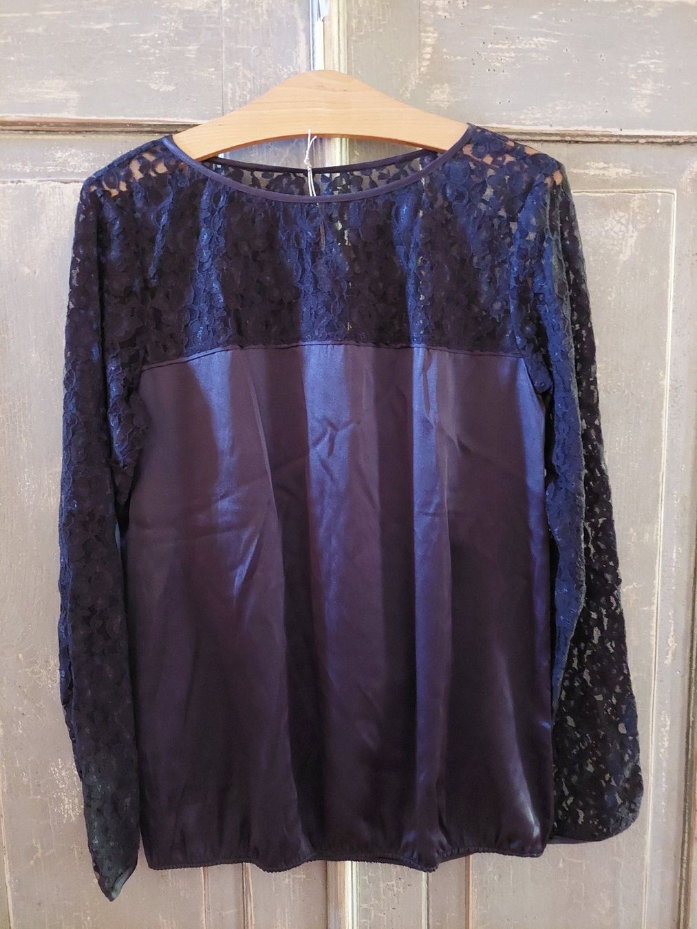 Camicette: Annehouse . Nepal Silk black M – Nuovo e nell'imballaggio originale da Besenbüren venduto da teluride89