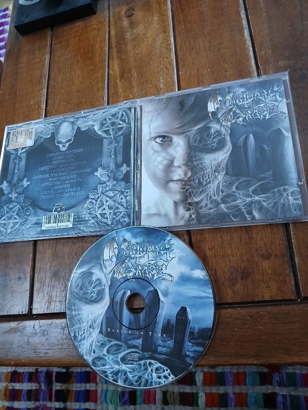 CD: mortuary drape- buried... – Usato da St-Cergue venduto da VeganWarrior