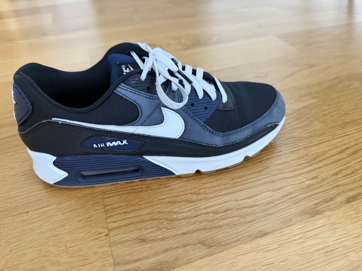 Nike Scarpe da uomo: Markenschuhe zum verkaufen – Usato da Emmenbrücke venduto da Lucky2409 6