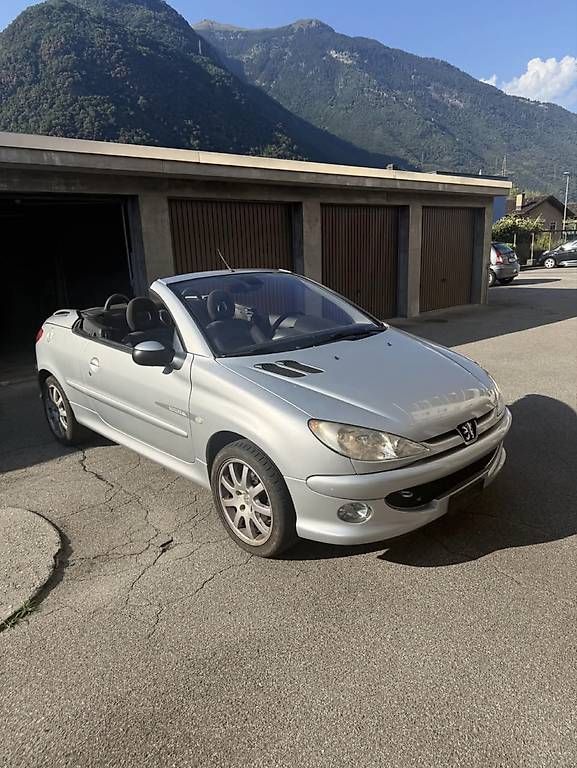 Automobili: Peugeot 206 cc 2.0 Cabrio – Usato da Gorduno venduto da Dr.brown 2