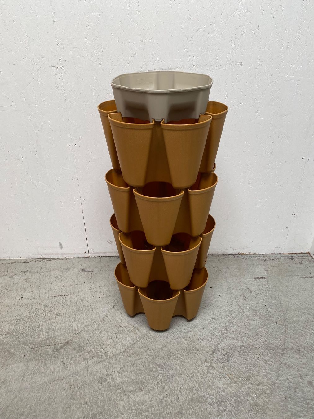 Vasi per fiori: Hochbeet / Planzenturm 4-stufig - Terracotta – Nuovo e nell'imballaggio originale da Galgenen venduto da Fx122 1