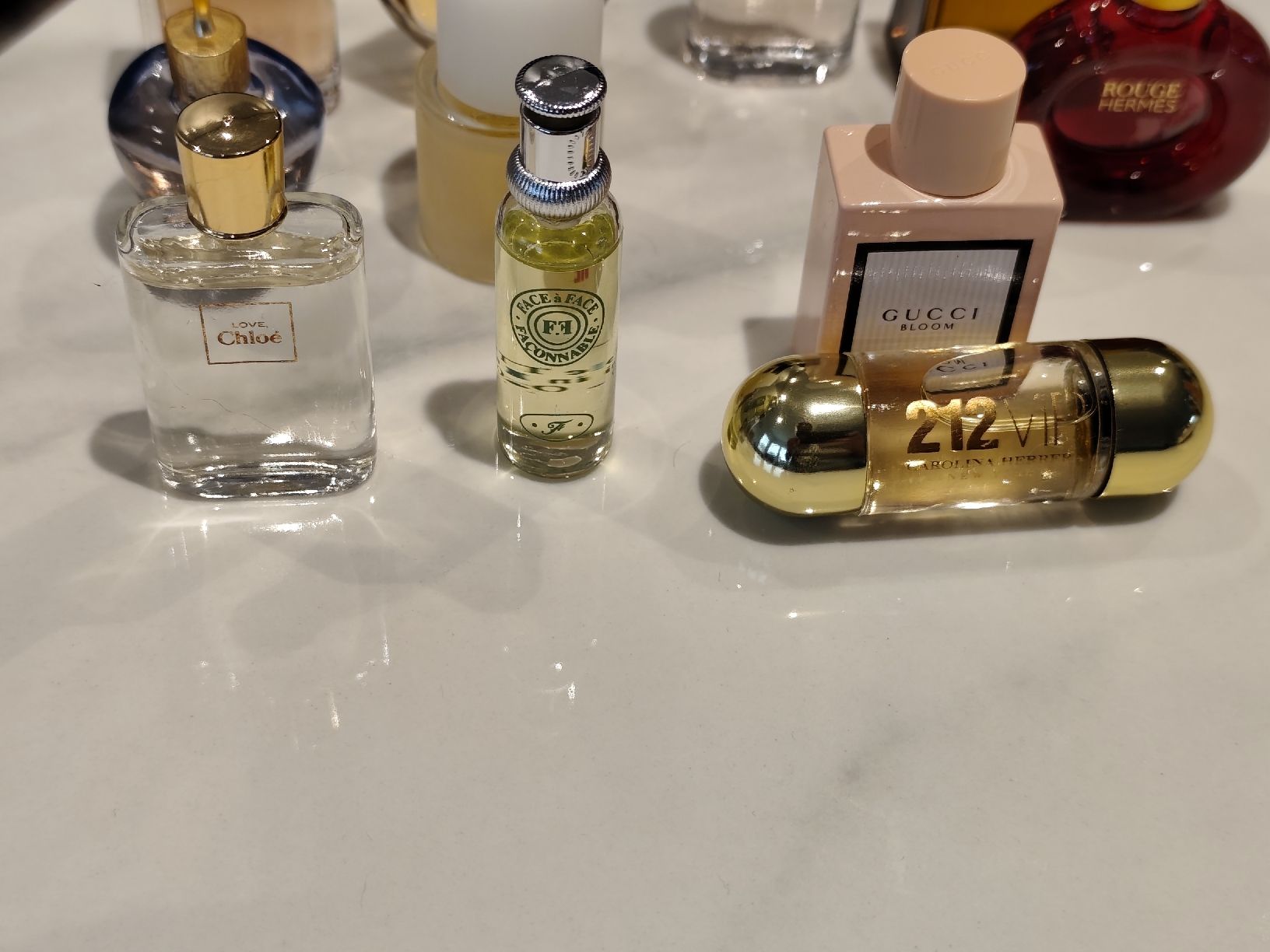 Profumi & Eau de Toilette: Parfume collection miniature – Nuovo (secondo la descrizione) da Männedorf venduto da Ursik_OnlineShop 4