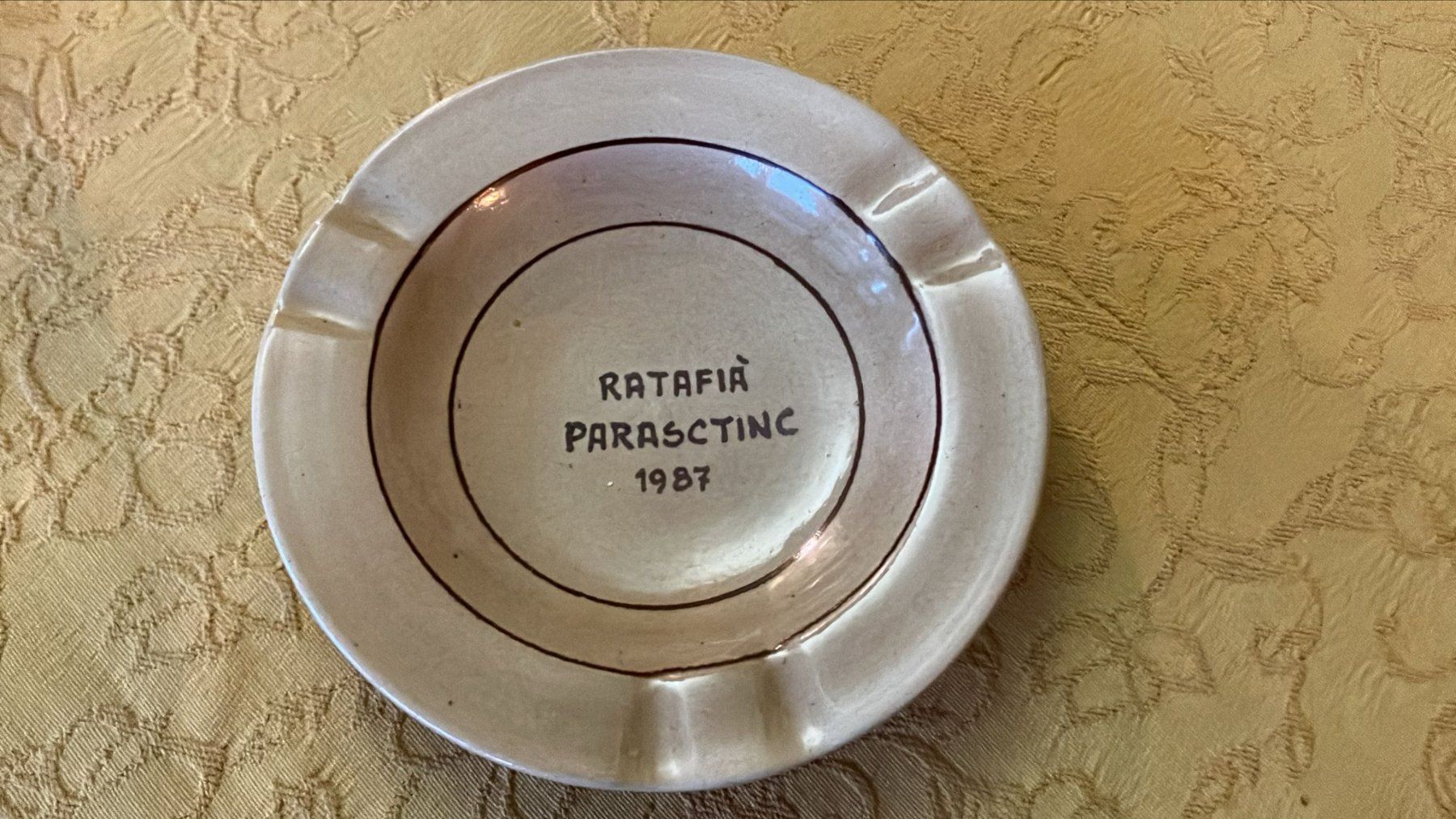 Portacenere: Posacenere "Ratafià Parasctinc 1987" – Usato da Melano venduto da H-Sara
