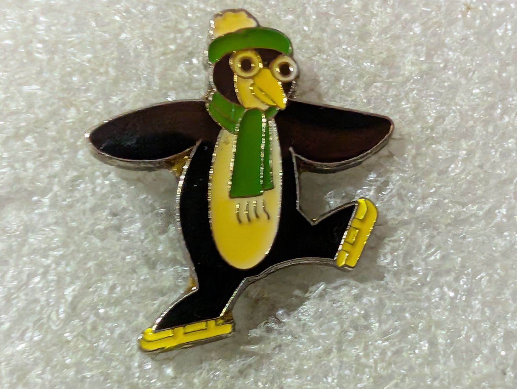 Placchette & Badge: Ansteckpin 97: Pinguin – Usato da Oppligen venduto da Pin-Fall-Shop