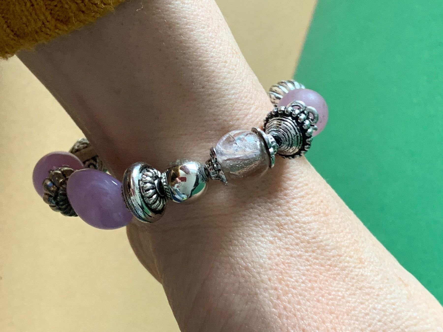 Bracciali & Braccialetti: Armband fröhlich lila – Usato da Dittingen venduto da Bijoubelle 6