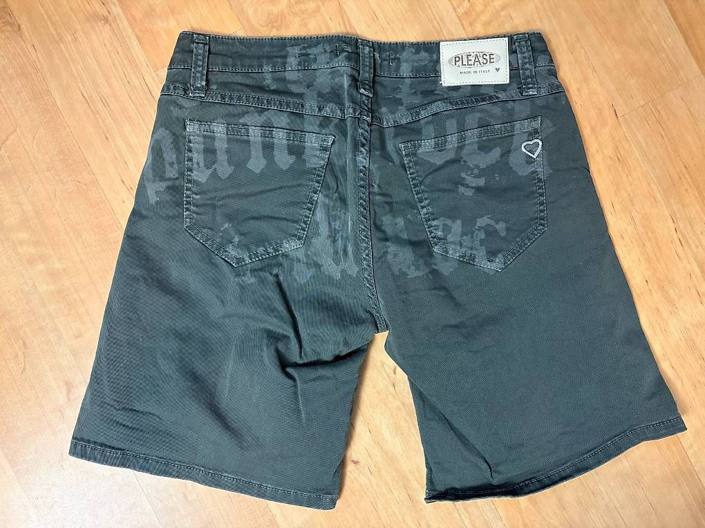 Please Jeans Pantaloni: Spezielle Shorts Please Gr. S – Usato da Willisau venduto da ani_gtk8 3