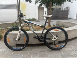 Bicycle TREK / mountain bike /velo : Fahrrad
