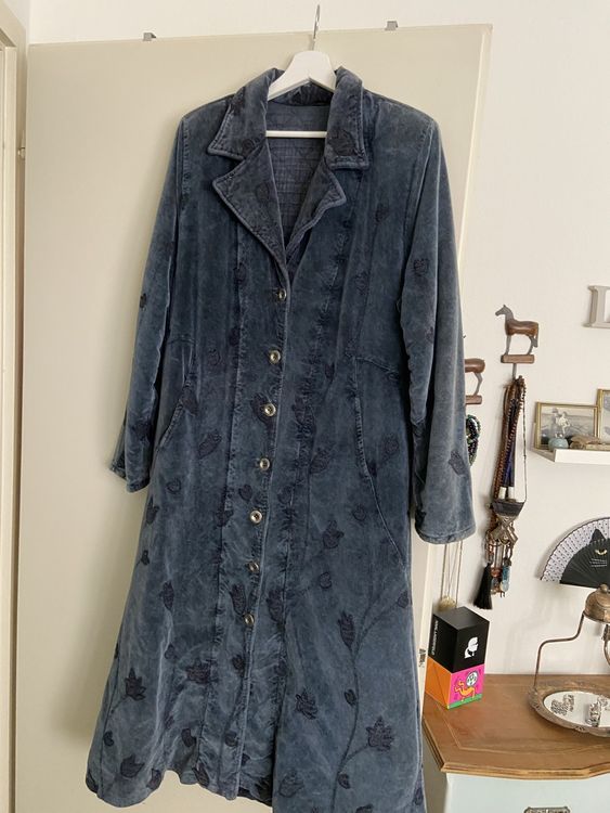 Schicker Damenmantel Cordsamt 38 Vintage (Gebraucht) in Allschwil