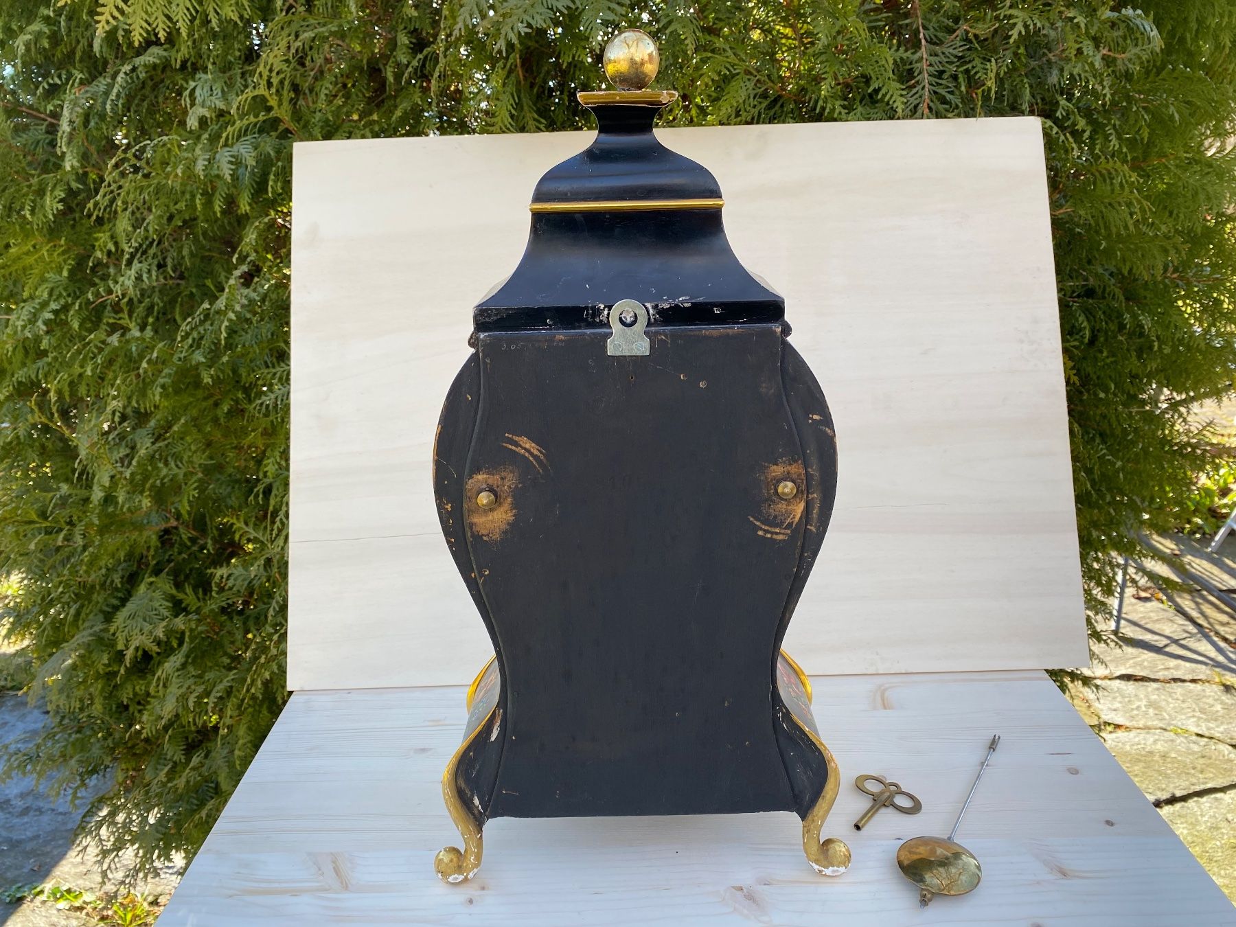 Zenith Stand- & Wanduhren: antike Neuenburger Zenith Le Locle Pendule – Gebraucht aus Feldbach von Olive1 8