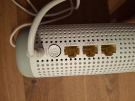Swisscom WLAN-Box 3 mit Netzteil gebrauchter Zustand