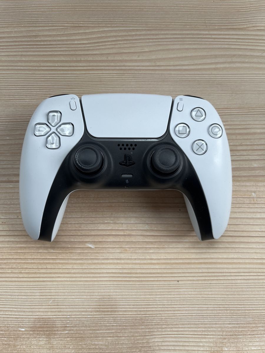Sony Konsolen: Playstation 5 PS5 Digital Edition – Defekt aus Zuchwil von Mika_R. 2