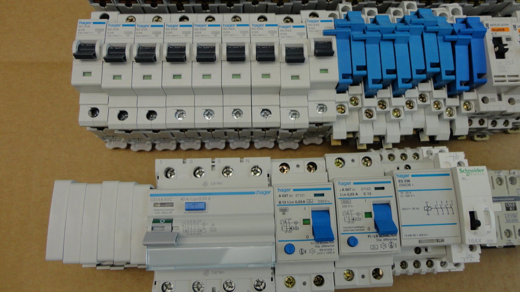 Hager Alimentazione elettrica: FI/LS Leitungsschutzschalter hager – Usato da Emmen venduto da Dora024 5