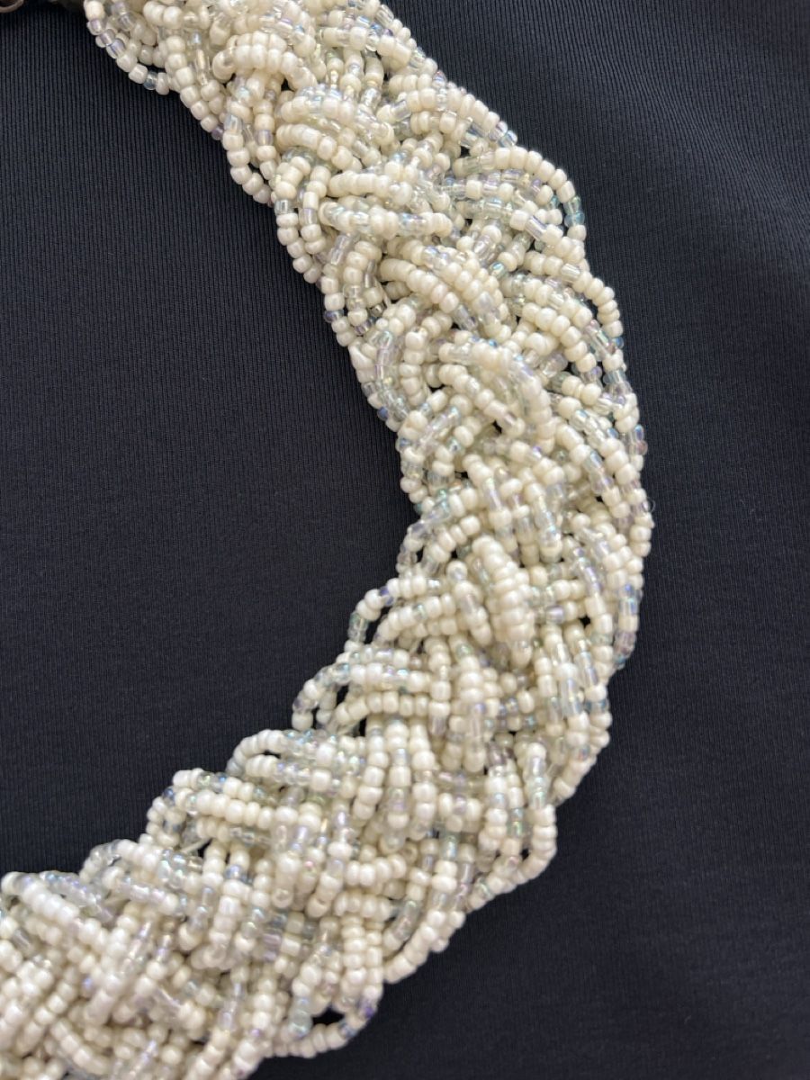 Catenine: Elegante Perlen-Halskette, Elfenbein-Weiss – Usato da Schwarzenbach SG venduto da spa_28pd 1