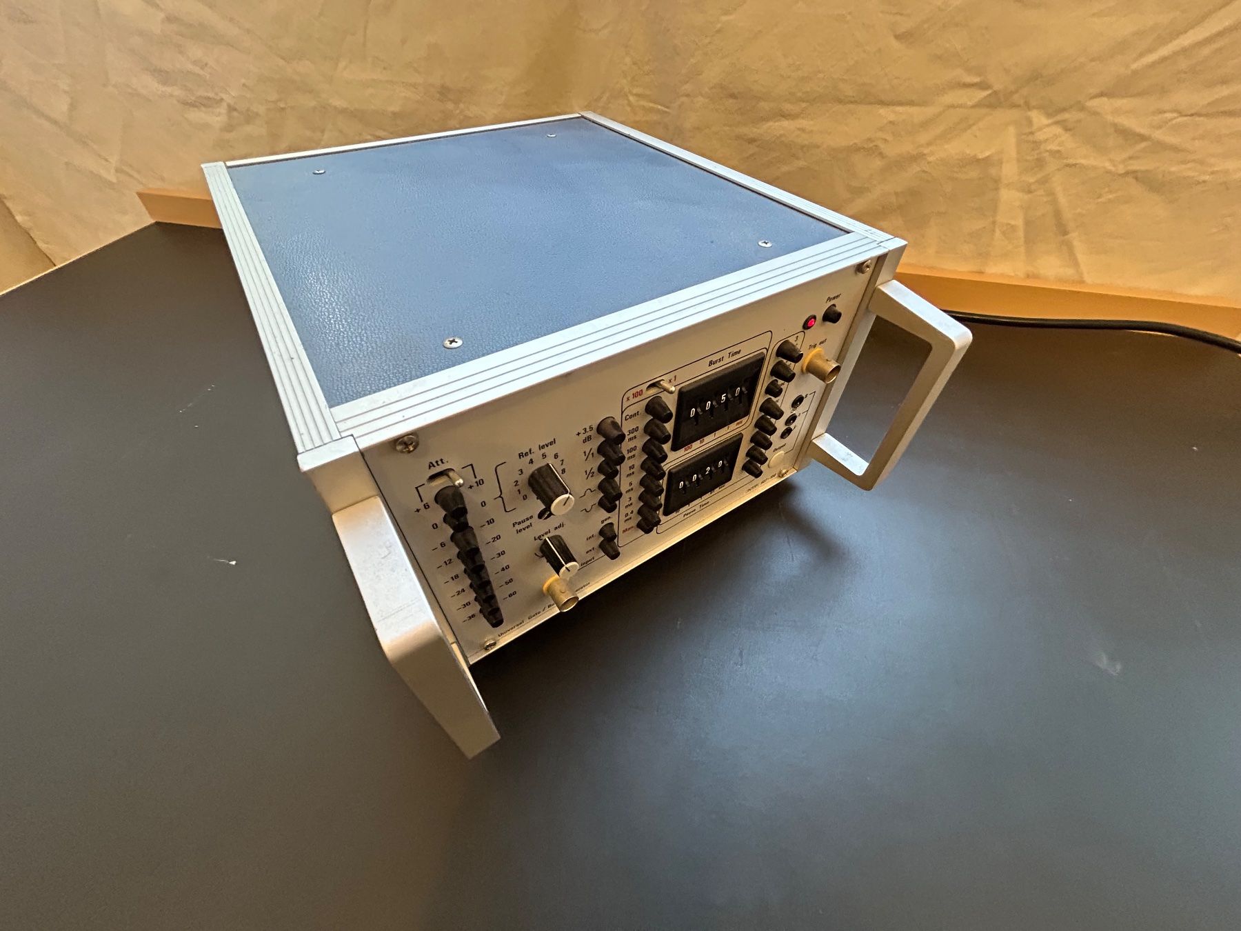 Stromgeneratoren: NTP 507-100 Universal Gate/Burst Generator gebraucht – Gebraucht aus Zürich von LuZ_8005 2