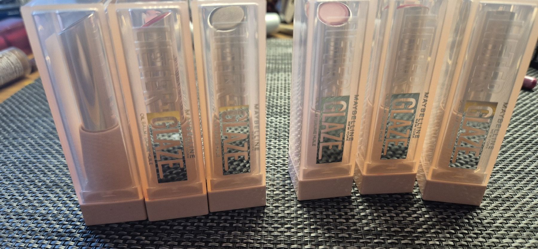Maybelline Make-up: maybelline glaze oil balm  – Nuovo e nell'imballaggio originale da Waltenschwil venduto da jane210 3