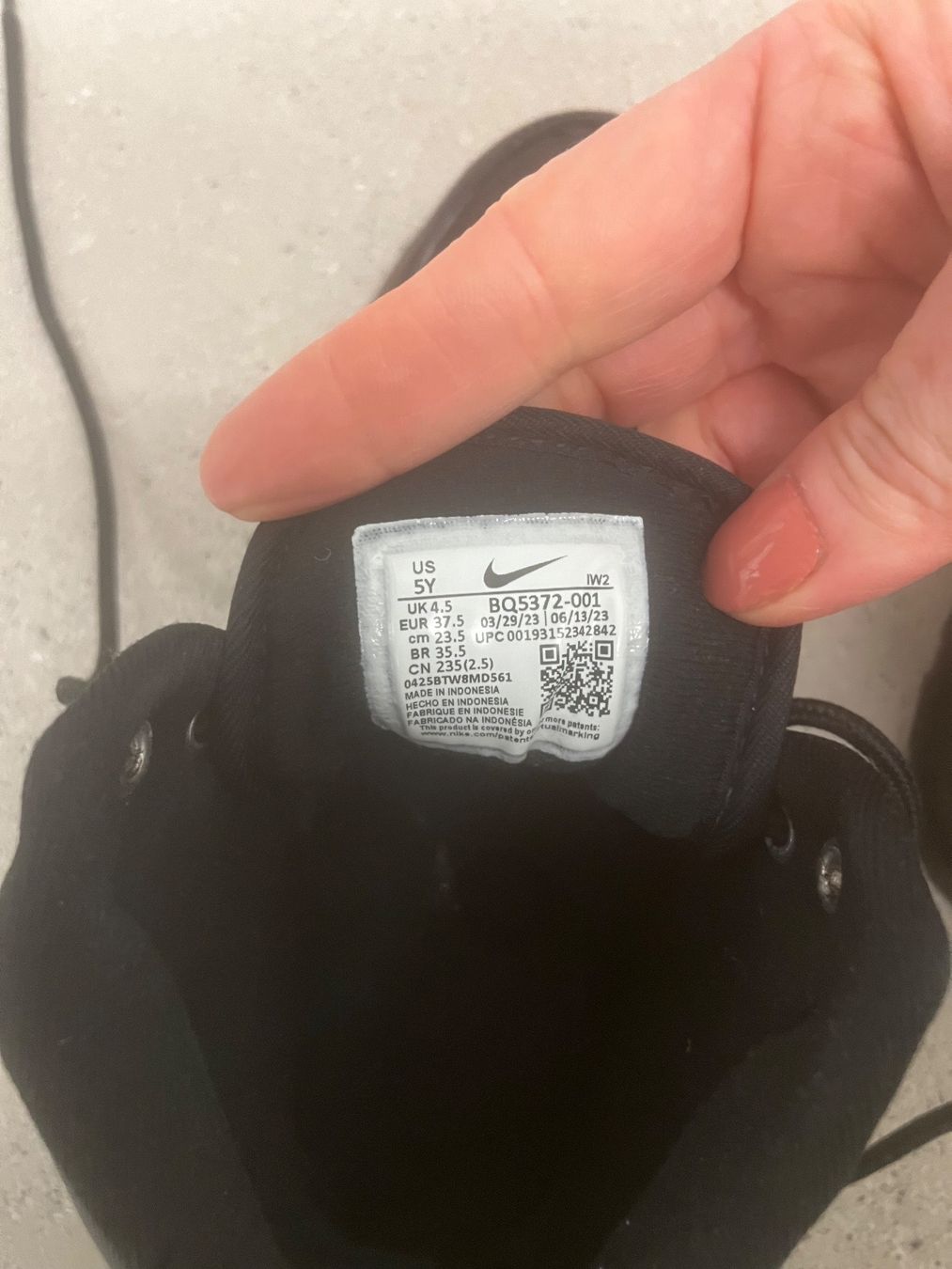 Nike Scarpe per ragazzi: Nike Kinderboots Gr. 37.5 – Usato da Egg b. Zürich venduto da adimoxon 3