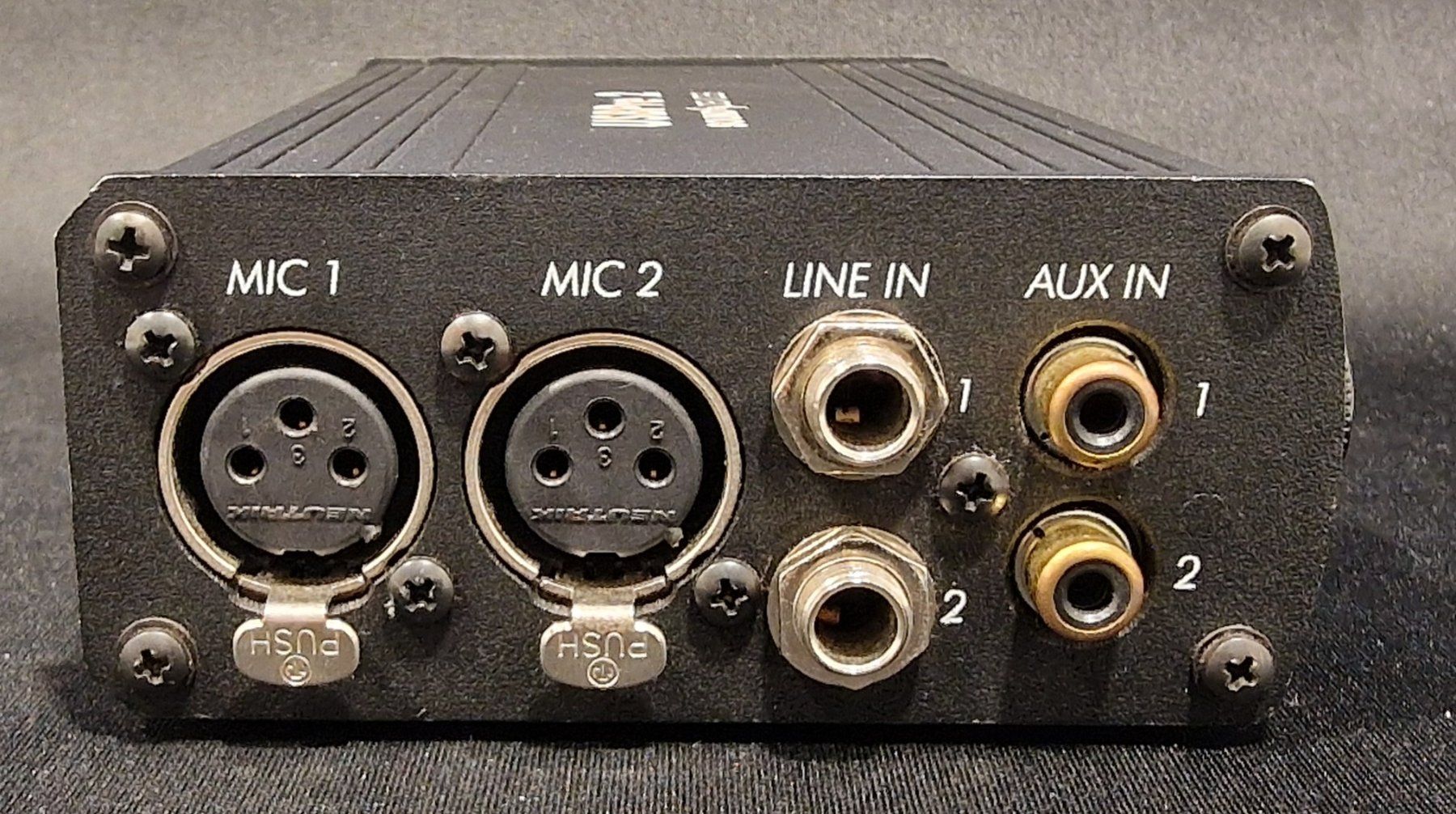 Attrezzatura per studi di registrazione: Sound Devices USB Pre 2 – Usato da Montagnola venduto da phoneeko 3