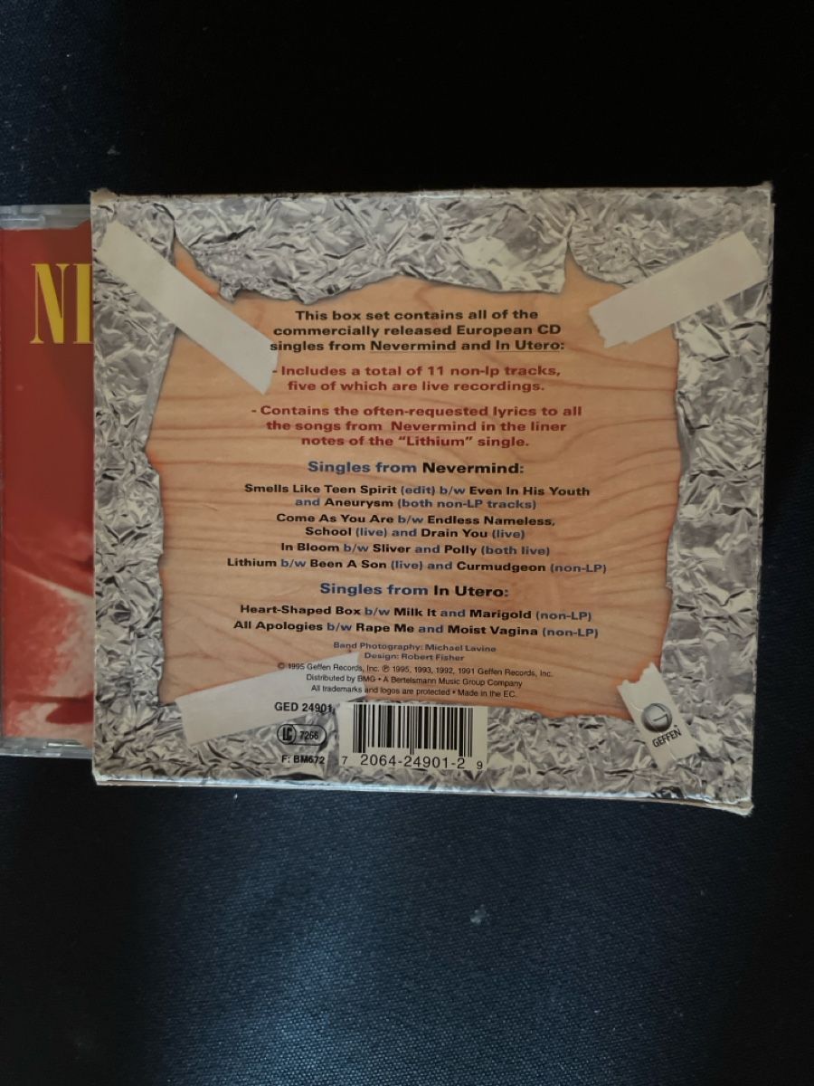 CDs: Nirvana Singles CD Box Set, 11 Tracks, Gebraucht – Gebraucht aus Giswil von Nistsigi 2