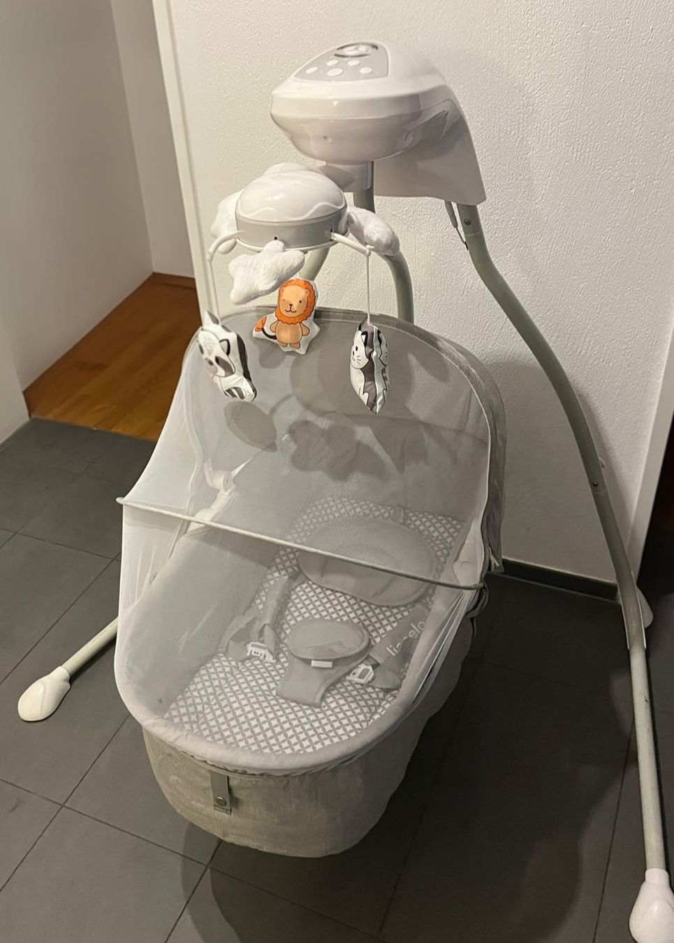 Lionelo Sdraiette & Sdraiette a dondolo: Lionelo Henny Babywippe – Usato da Chur venduto da Boche.14
